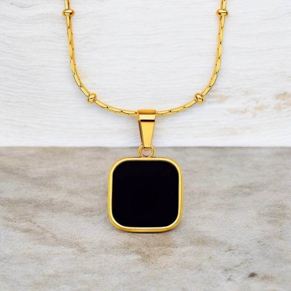 Noir Essence Necklace