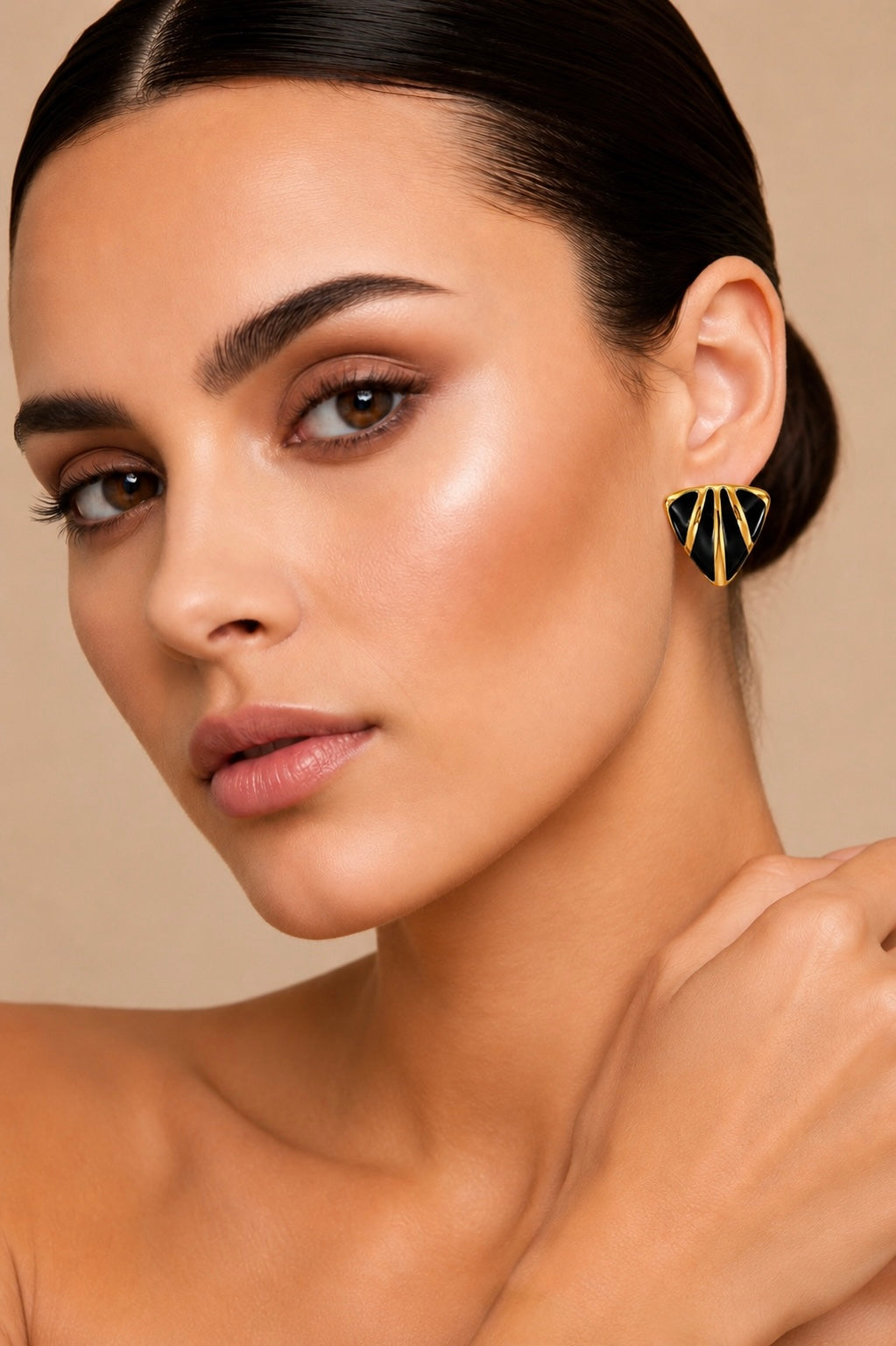 Noir Edge Earrings