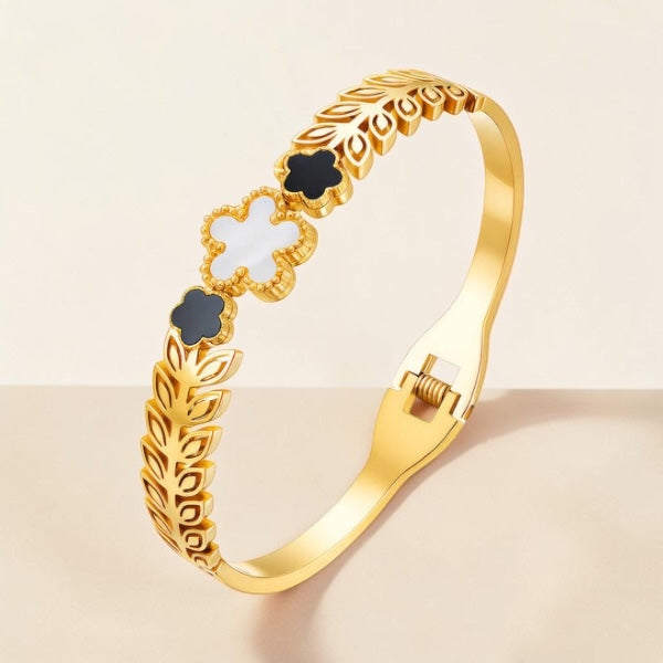 Noir Fleur Bangle