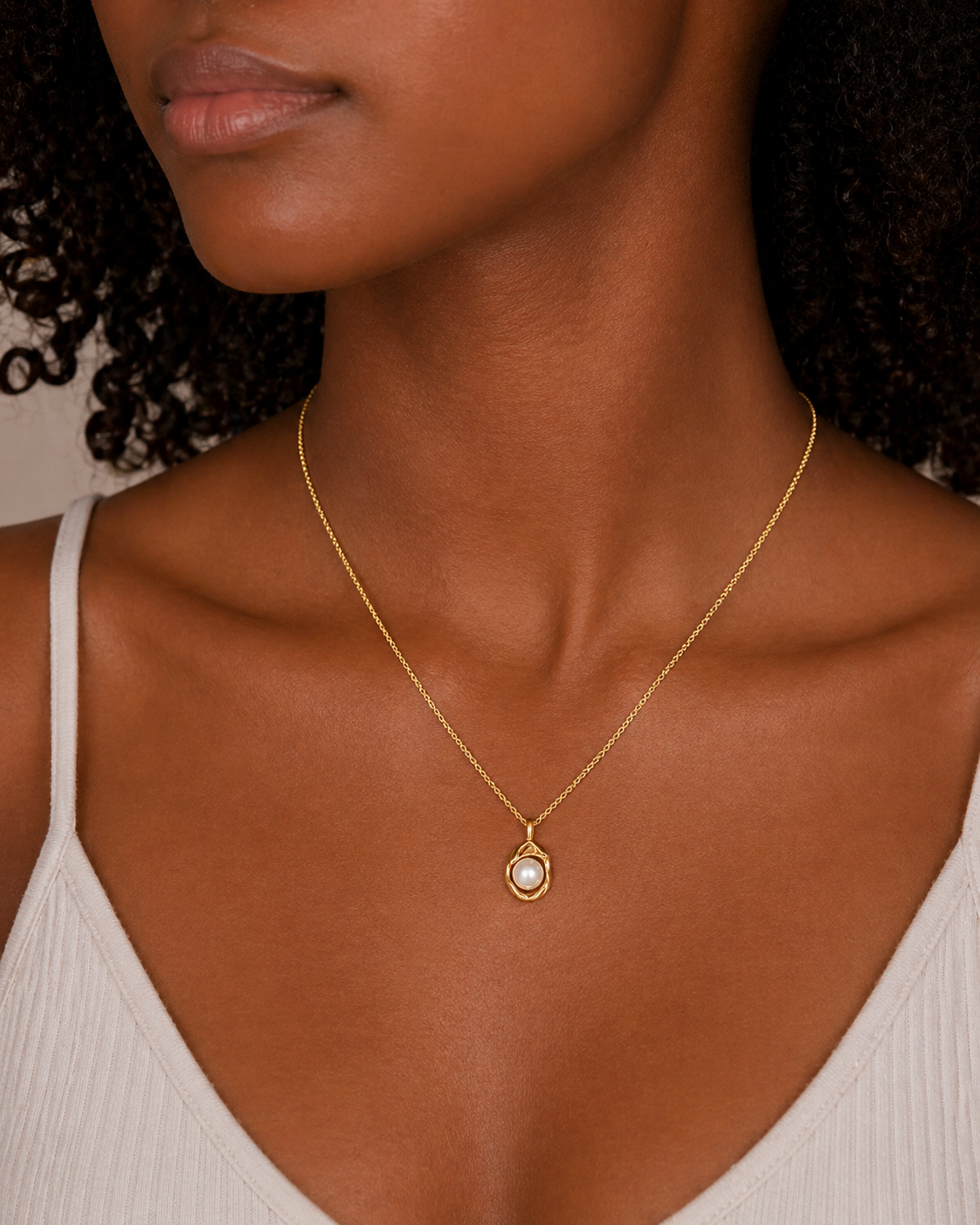 Luna Pearl Pendant