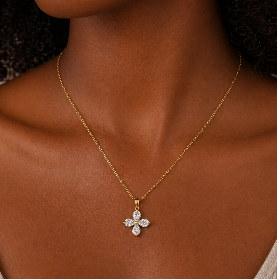 Clover Radiance Necklace